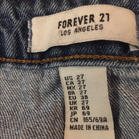 Forever21 mini denim skirt. Size 27 NWT - Picture 4 of 6